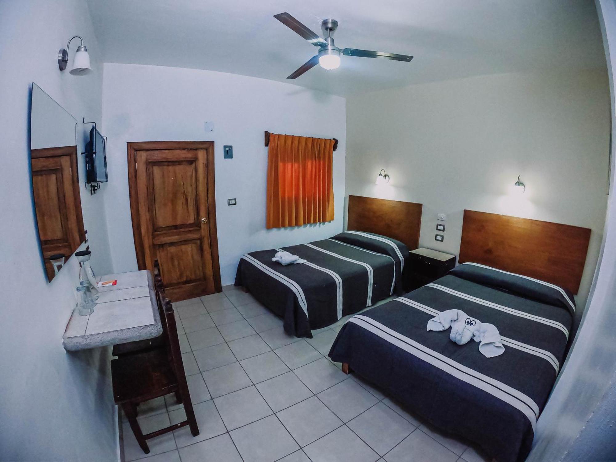 Hotel Cervantino Tapachula Zewnętrze zdjęcie