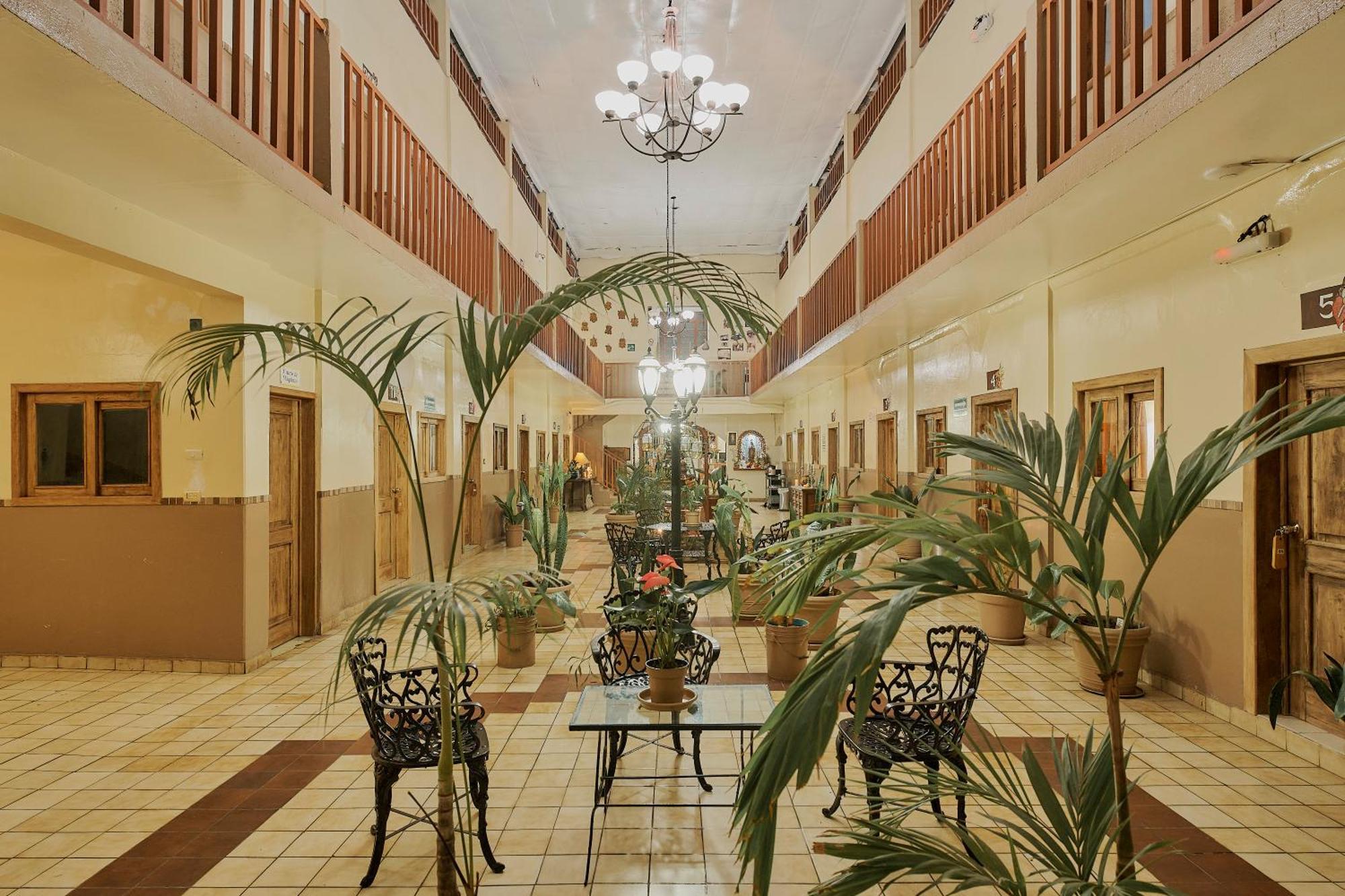 Hotel Cervantino Tapachula Zewnętrze zdjęcie