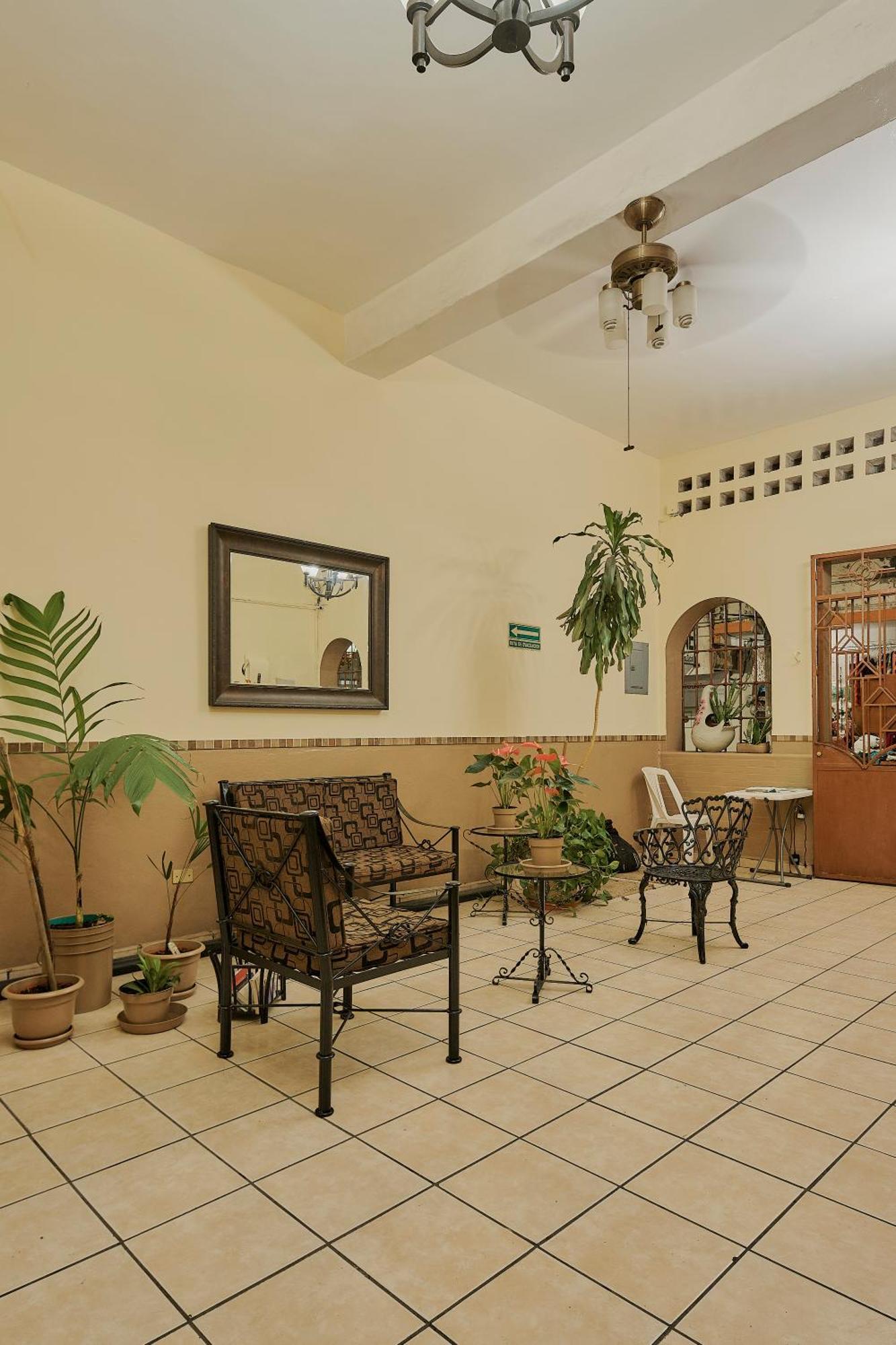 Hotel Cervantino Tapachula Zewnętrze zdjęcie
